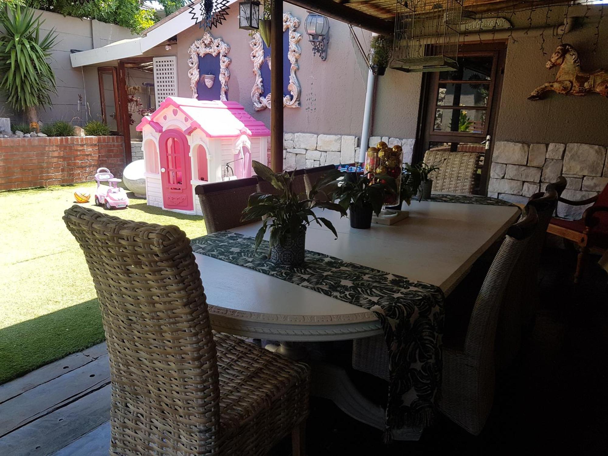 Guest house Phala *